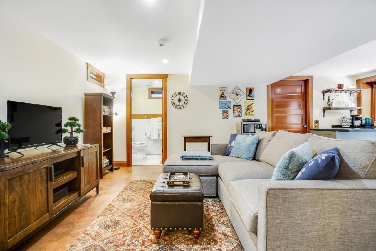 Volunteer Park Vacation Aparthotel ซีแอตเทิล ภายนอก รูปภาพ