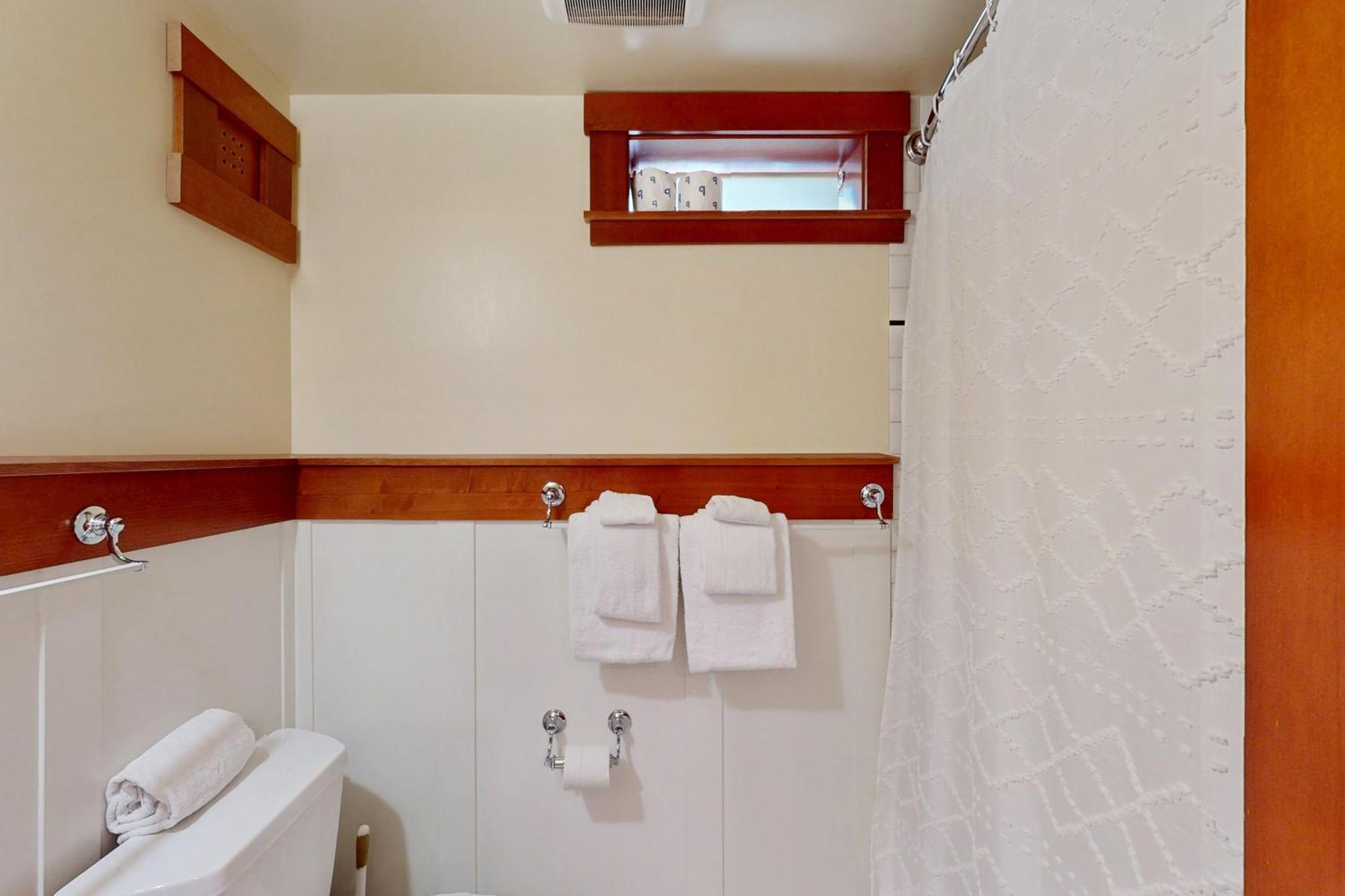 Volunteer Park Vacation Aparthotel ซีแอตเทิล ภายนอก รูปภาพ